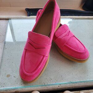 Stuart Weitzman ! Suede pink loafer  (EU/39.5)